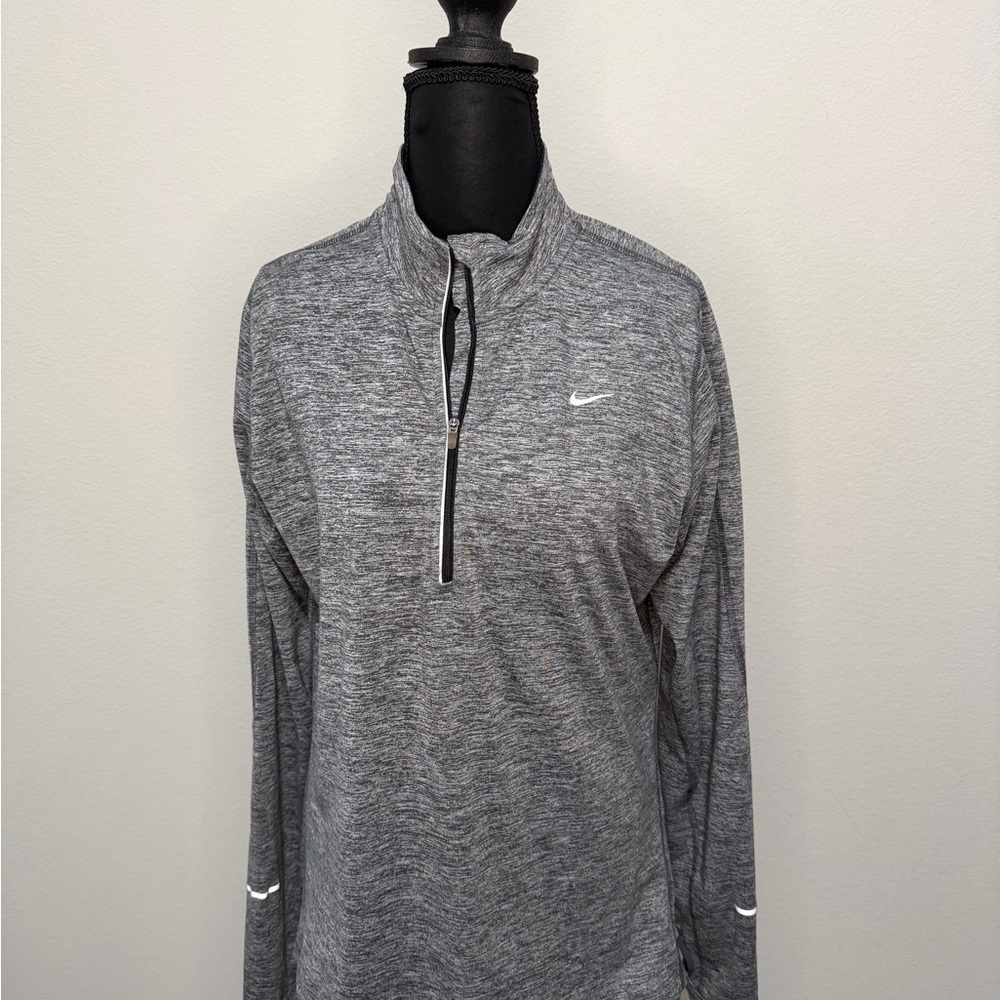 Nike Dri-FIT Gray Athletic Top Like new